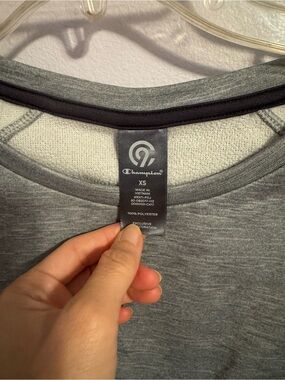 Champion C9 Gray Sweatshirt with Thumb Holes 👍🏼